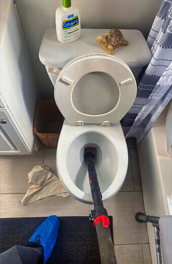 https://blockeddrainskarrinyup.com.au/uploads/2025/07/blocked-toilet-54169.jpg