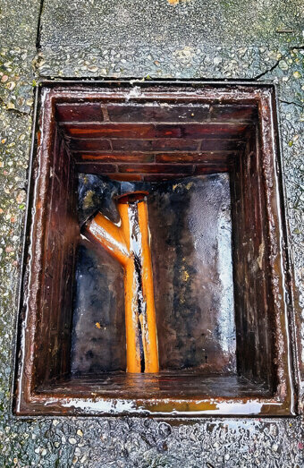 https://blockeddrainskarrinyup.com.au/uploads/2025/07/hero-blocked-sewers-39472.jpg