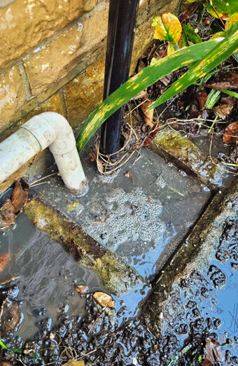 https://blockeddrainskarrinyup.com.au/uploads/2025/07/hero-blocked-sewers-51219.jpg