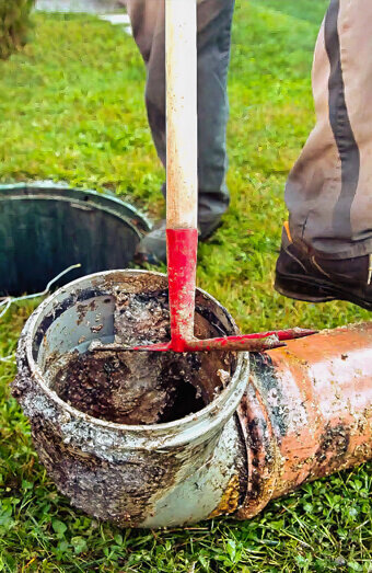 https://blockeddrainskarrinyup.com.au/uploads/2025/07/pipe-relining-15260.jpg