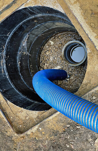 https://blockeddrainskarrinyup.com.au/uploads/2025/07/pipe-relining-56969.jpg