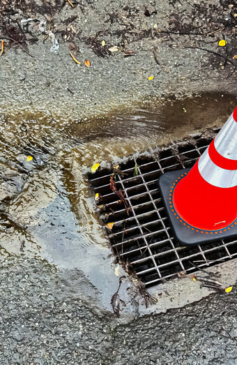 https://blockeddrainskarrinyup.com.au/uploads/2025/07/stormwater-drains-60987.jpg
